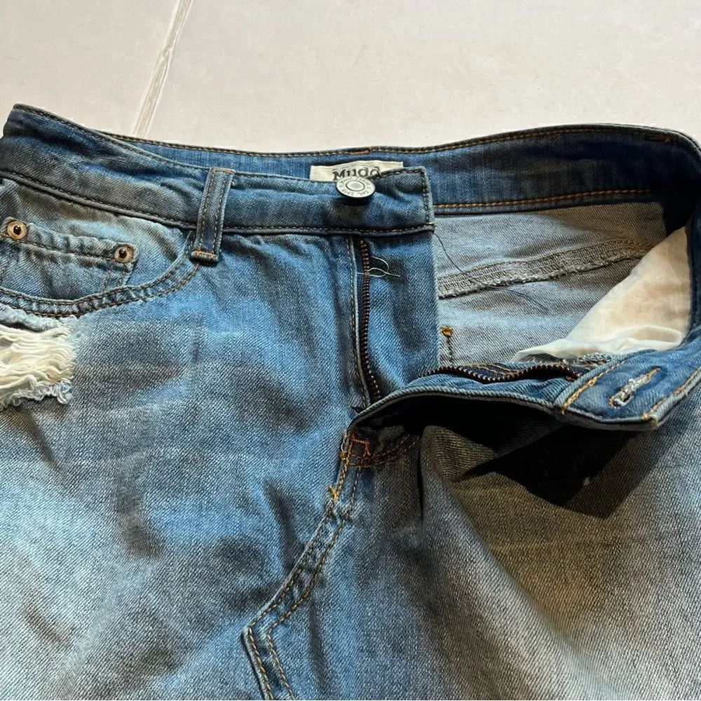 Mudd Women's Distressed Faded Blue Jean Skirt Size 5